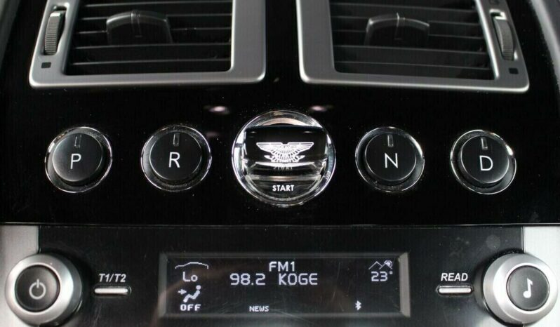Aston Martin DB9 full