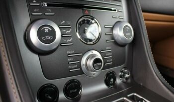 Aston Martin DB9 full