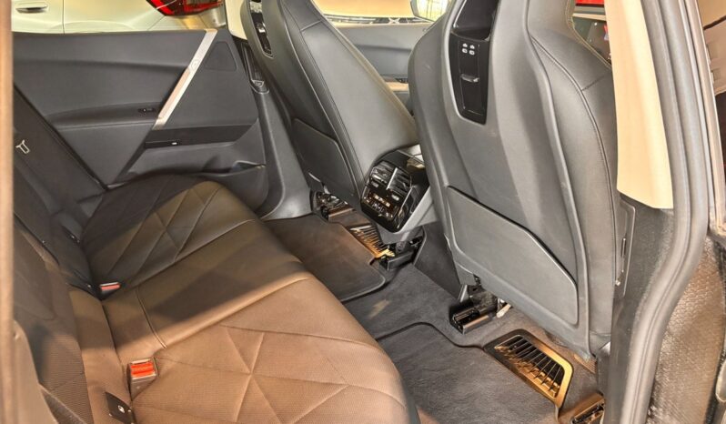 BMW iX xDrive40 full