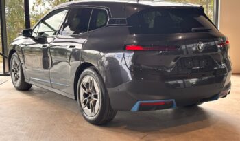 BMW iX xDrive40 full