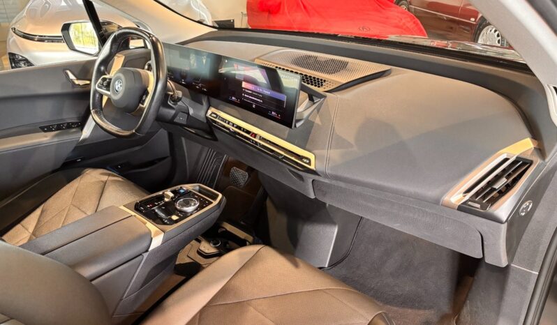 BMW iX xDrive40 full
