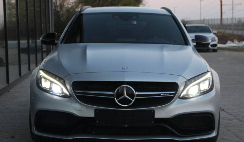 Mercedes C63 S AMG full