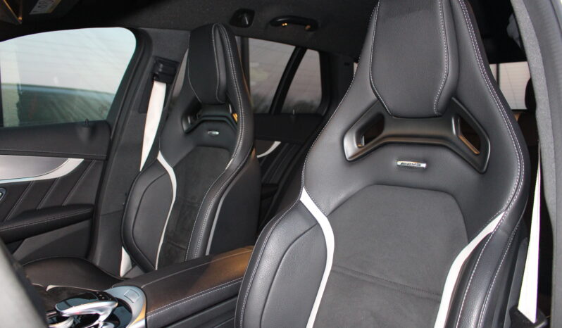 Mercedes C63 S AMG full