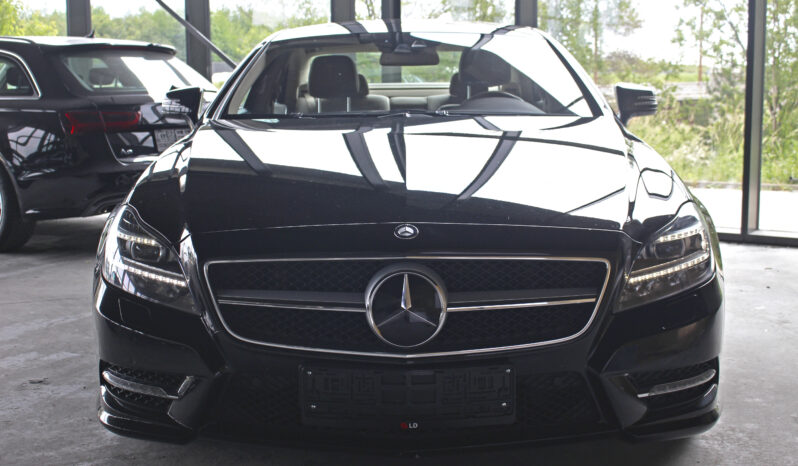 Mercedes-Benz CLS 500 full