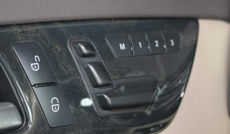 Mercedes-Benz CLS 500 full