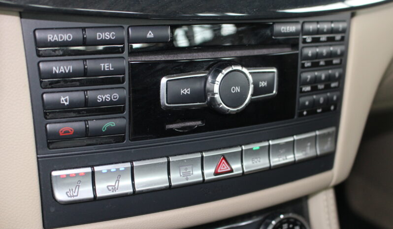 Mercedes-Benz CLS 500 full