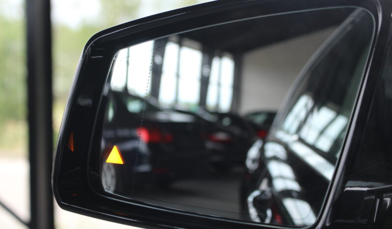 Mercedes-Benz CLS 500 full