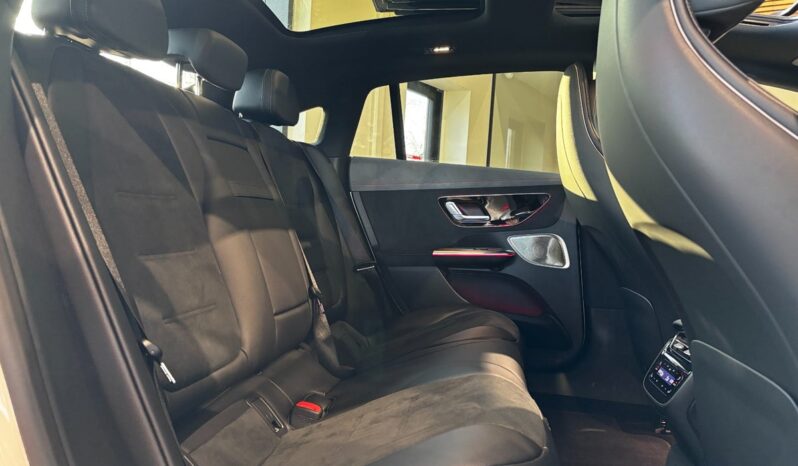 Mercedes-Benz EQE350 AMG-Line full