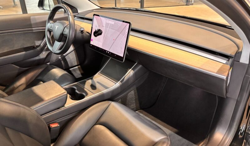 Tesla Model 3 Long Range RWD full