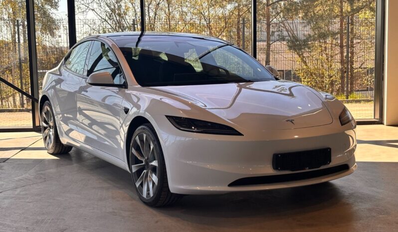 Tesla Model 3 RWD