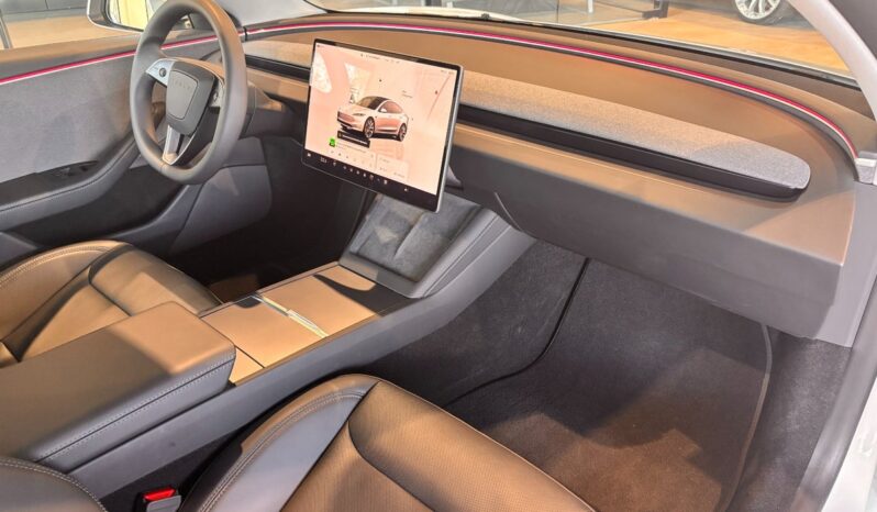 Tesla Model 3 RWD full