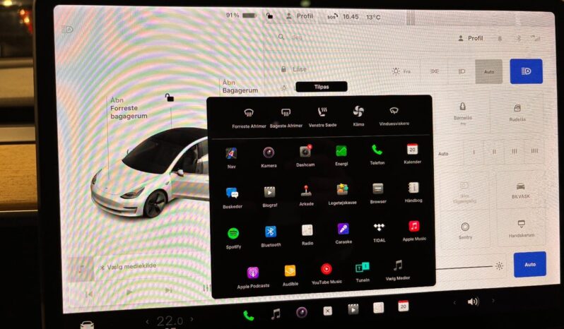 Tesla Model 3 SR+ full