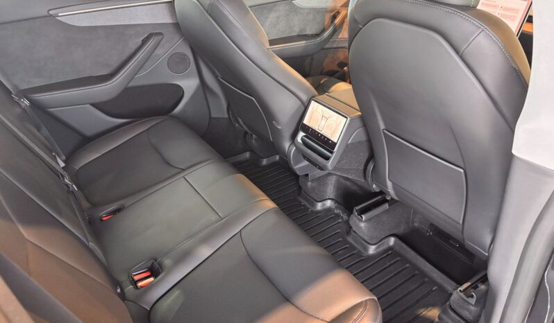Tesla Model Y Long Range AWD full