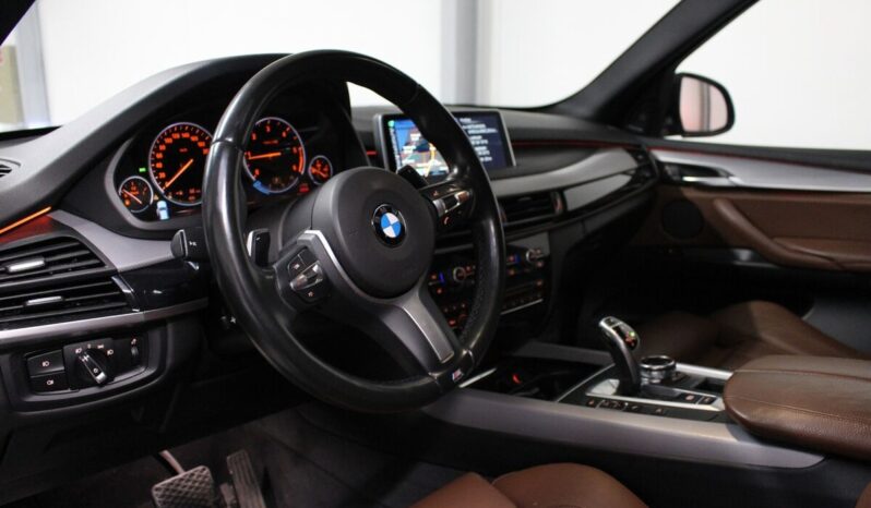BMW X5 3,0 xDrive30d M-Sport full