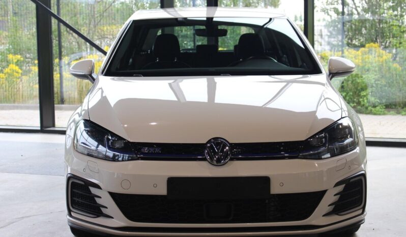 VW GOLF VII GTE full